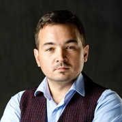 Максим Лапшин